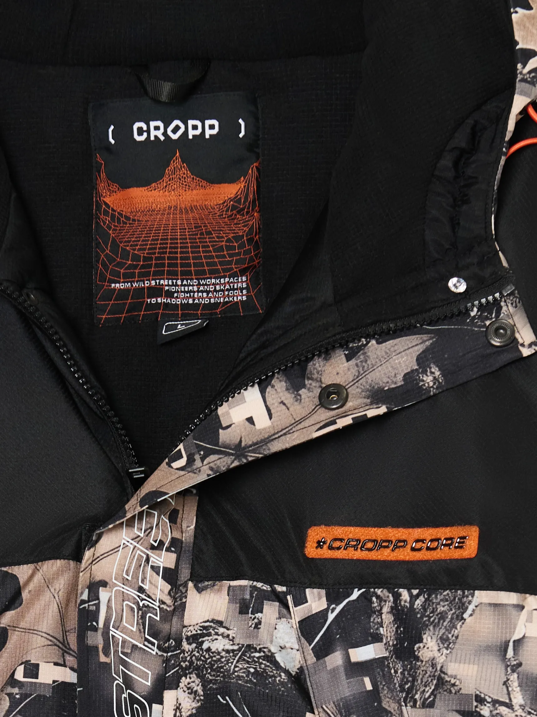 Clearance Cropp Kurtka z kapturem z jesiennym motywem beżowy