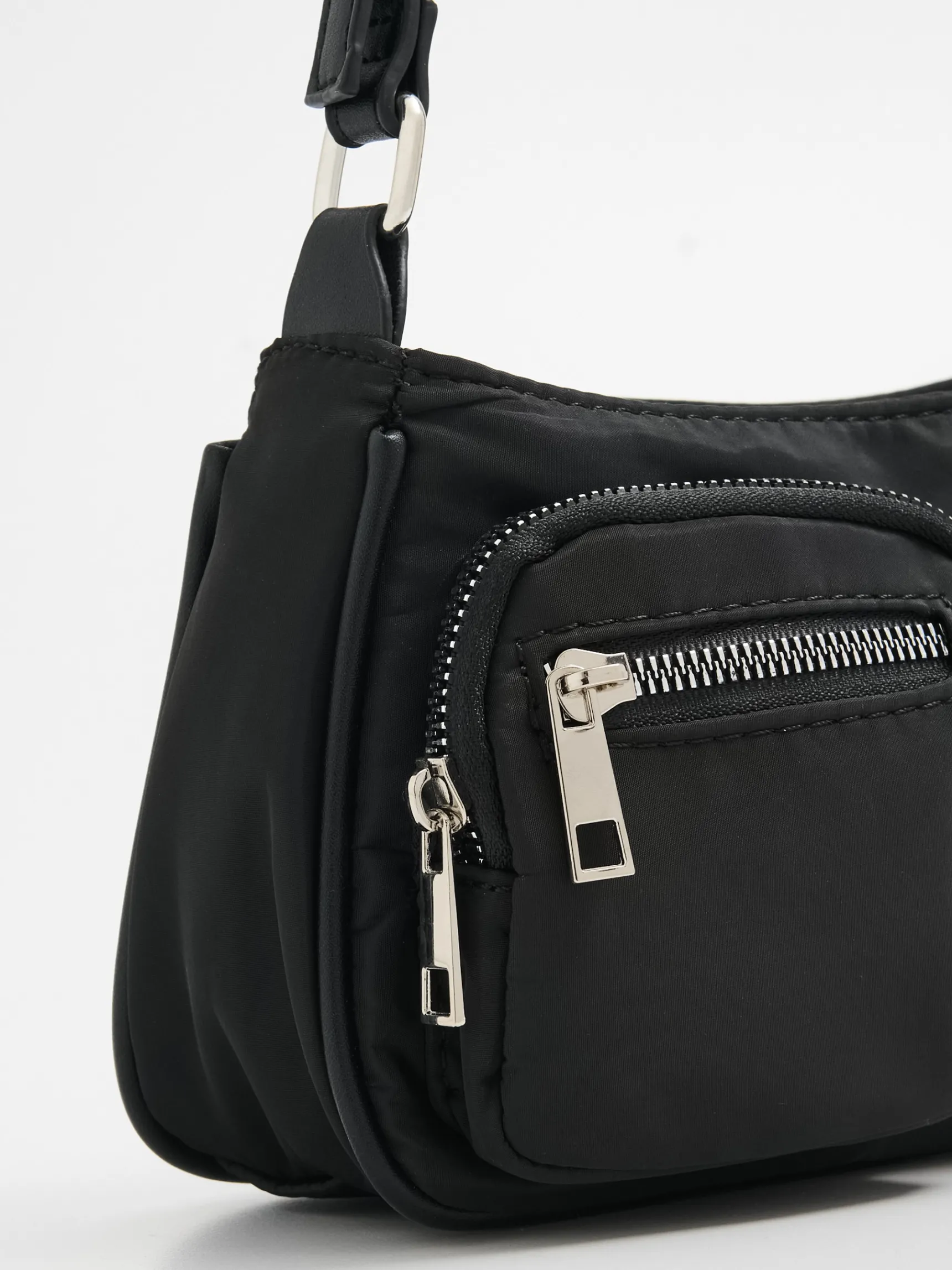 Sale Cropp Mała czarna torebka crossbody czarny