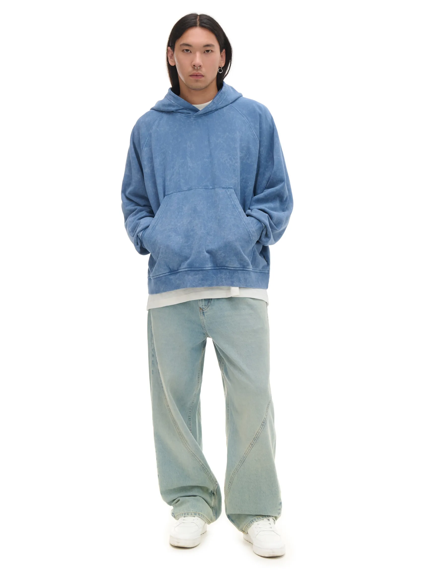 Outlet Cropp Niebieska bluza oversize z kapturem UNISEX niebieski