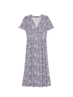 Clearance Cropp Niebieska sukienka midi w kwiaty granatowy