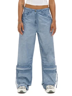 New Cropp Niebieskie spodnie z kieszeniami cargo granatowy