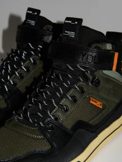 New Cropp Oliwkowe sneakersy za kostkę zielony