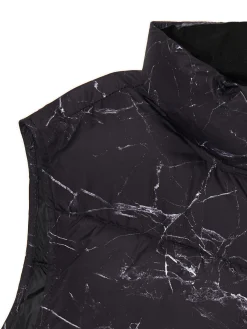 Sale Cropp Pikowana kamizelka z nadrukiem czarny