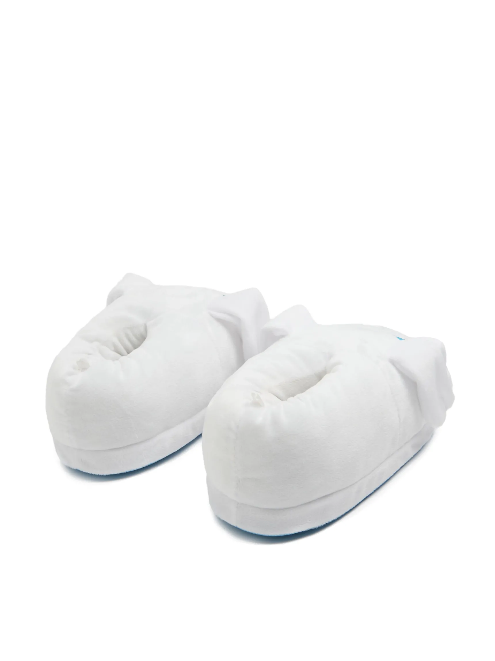 Best Cropp Pluszowe kapcie Cinnamoroll biały