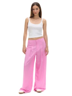 Discount Cropp Różowe spodnie tailoring w paski różowy