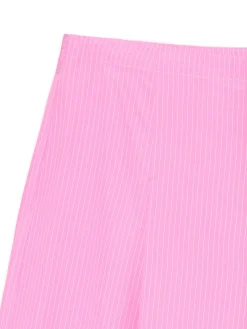 Discount Cropp Różowe spodnie tailoring w paski różowy