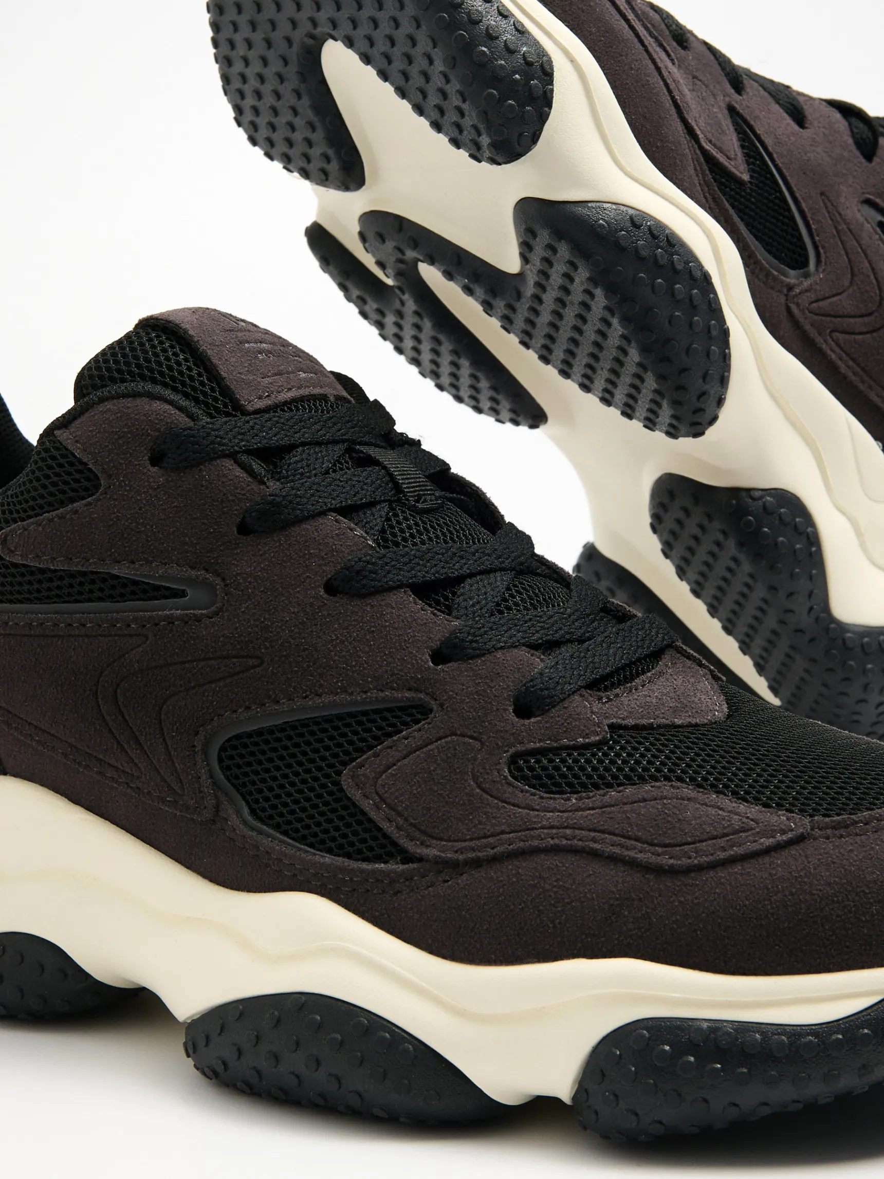 Online Cropp Sneakersy z elementami skórzanymi szary