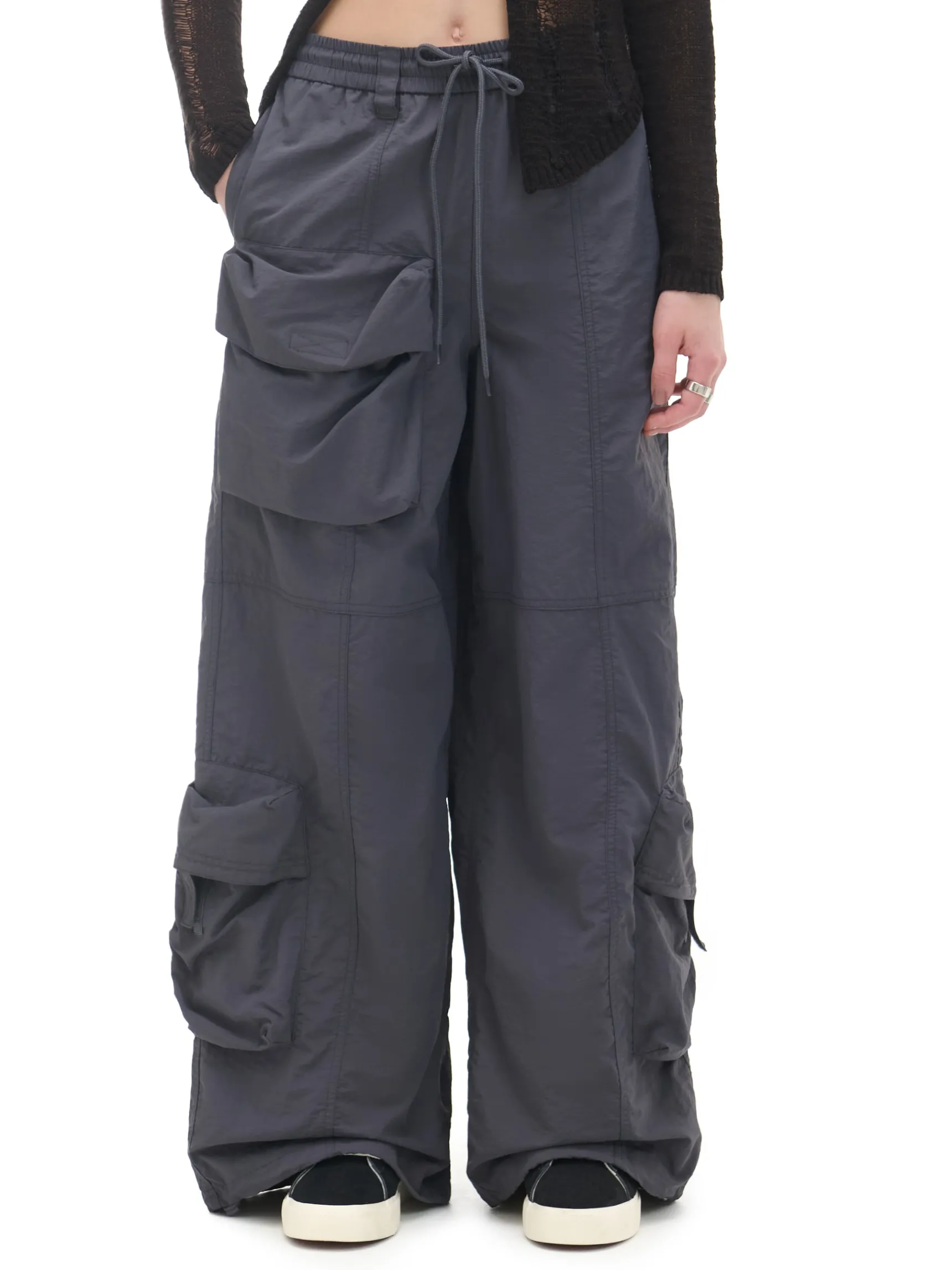 Hot Cropp Spodnie parachute z kieszeniami cargo fioletowy