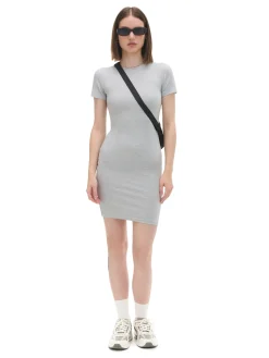 Discount Cropp Szara dopasowana sukienka mini jasnyszary
