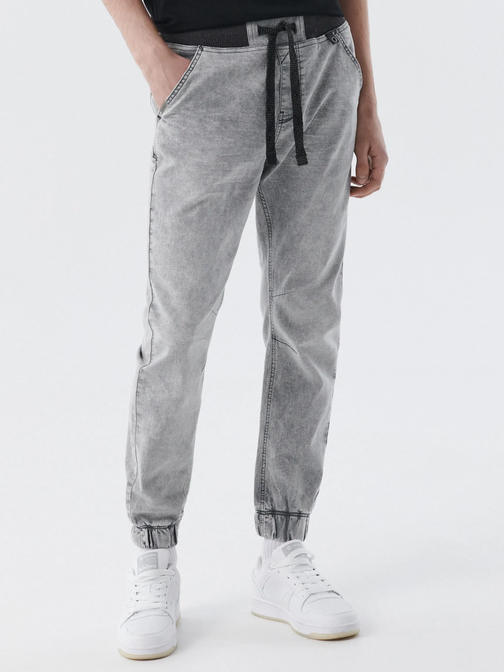 Fashion Cropp Szare jeansowe joggery jasnyszary