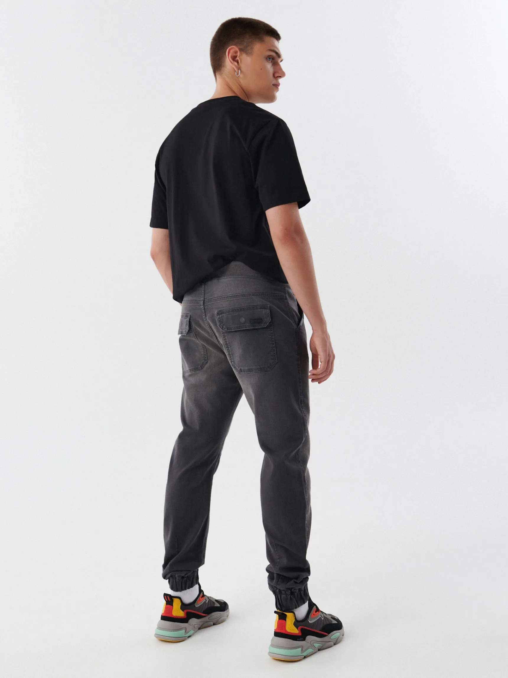 Outlet Cropp Szare jeansowe joggery szary