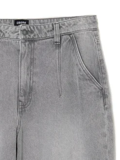 Outlet Cropp Szare jeansy skater jasnyszary