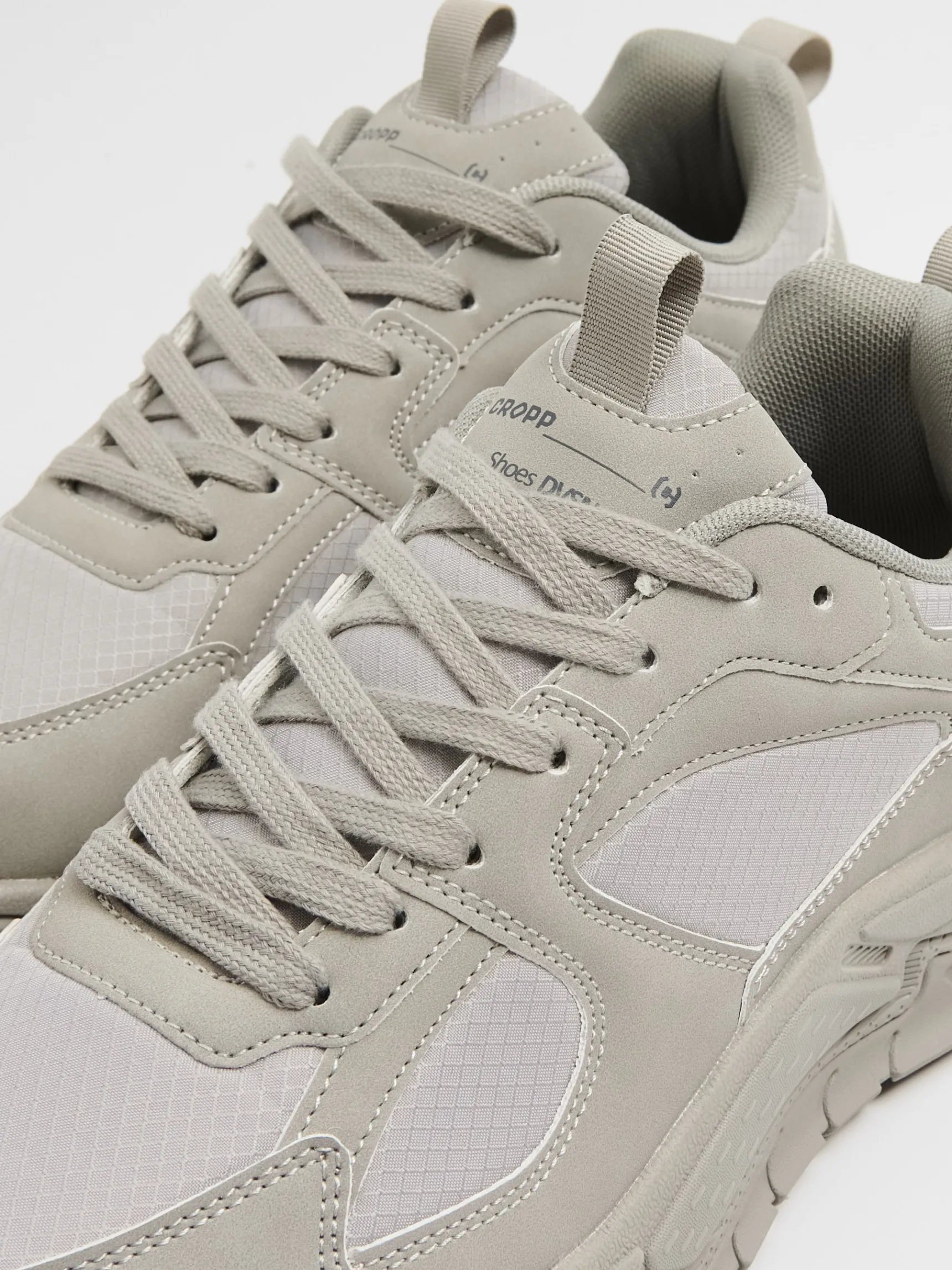 New Cropp Szare sneakersy jasnyszary