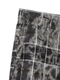 Discount Cropp Szare spodnie w marmurkową kratę szary