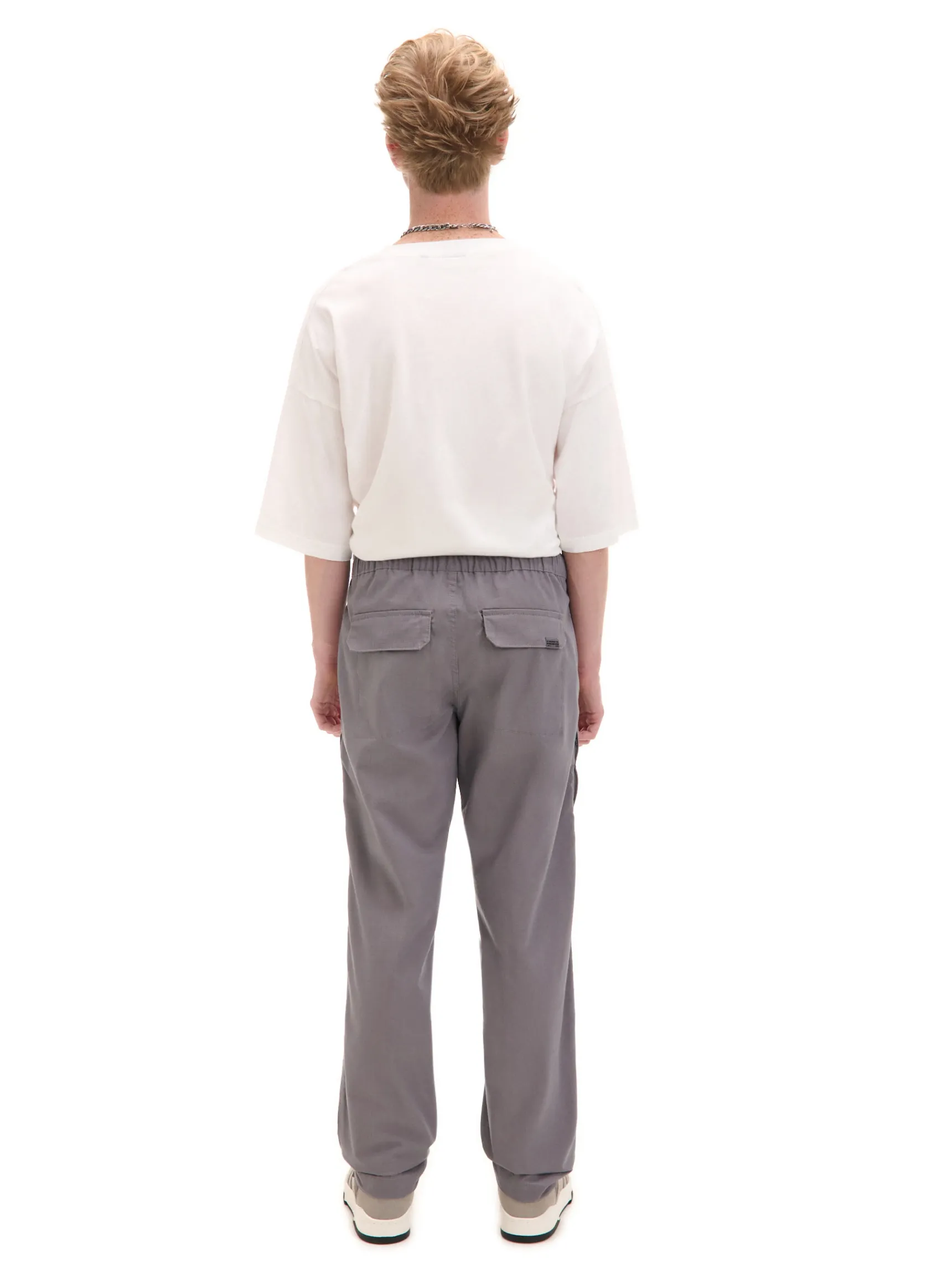 Clearance Cropp Szare spodnie z paskiem szary