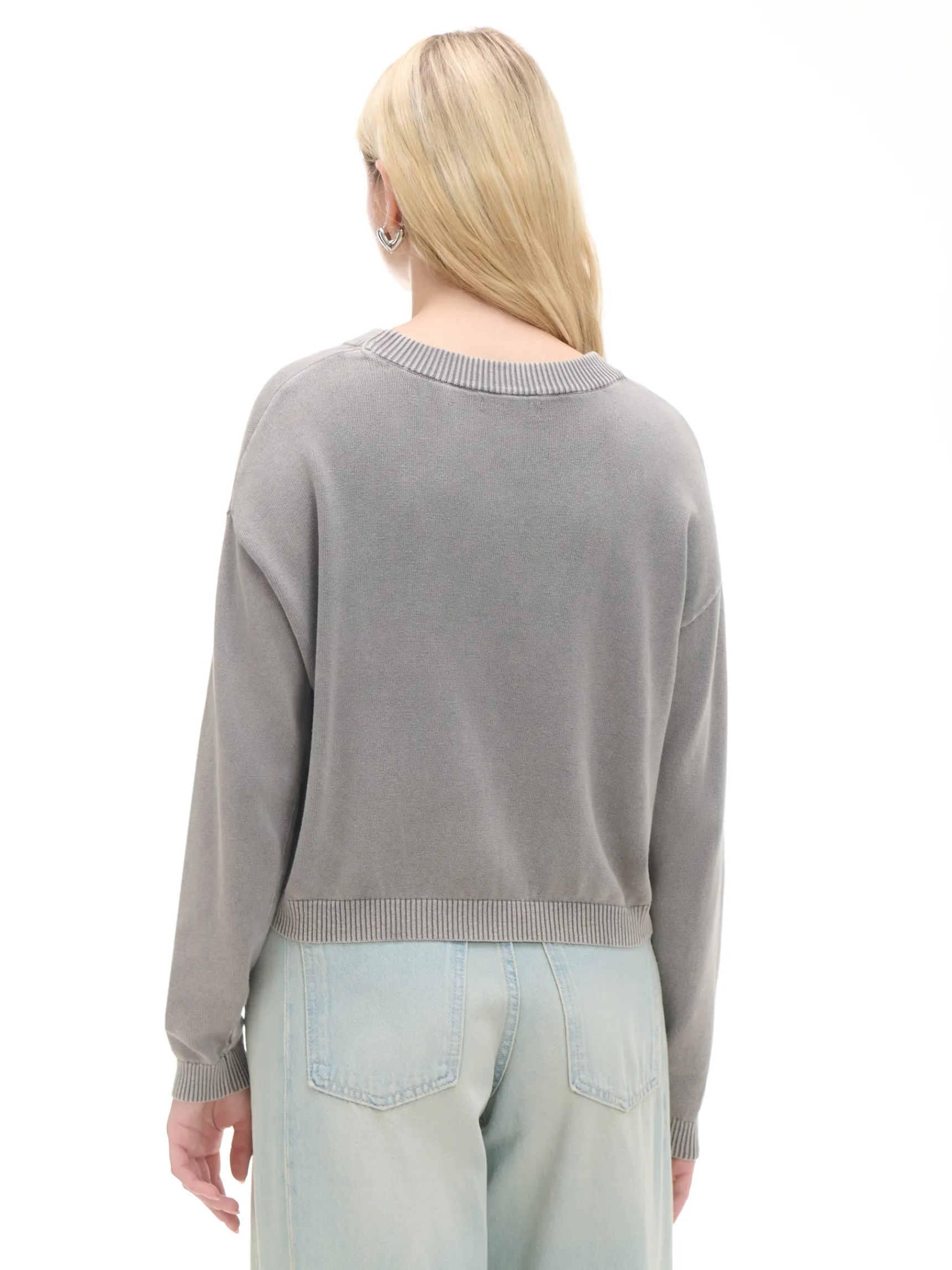 Sale Cropp Szary sweter z efektem sprania jasnyszary