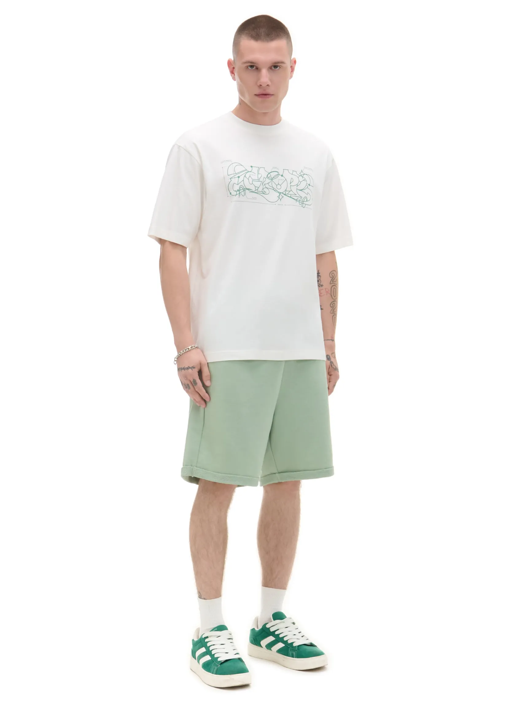 Best Cropp T-shirt z zielonym nadrukiem kremowy